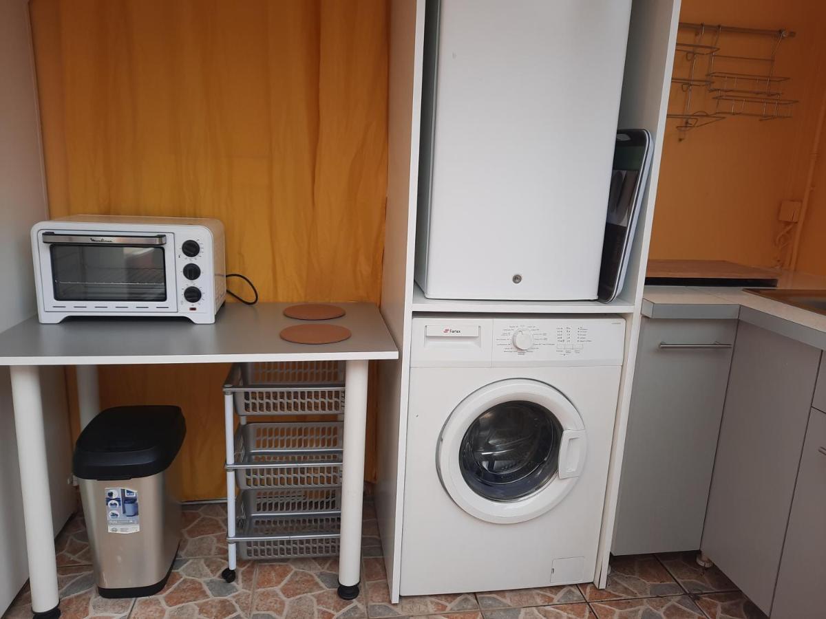 Studio Avec Piscine Privee, Idealement Situe Saint-Claude Kültér fotó