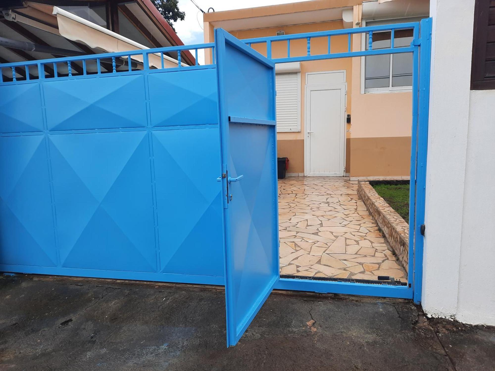 Studio Avec Piscine Privee, Idealement Situe Saint-Claude Kültér fotó