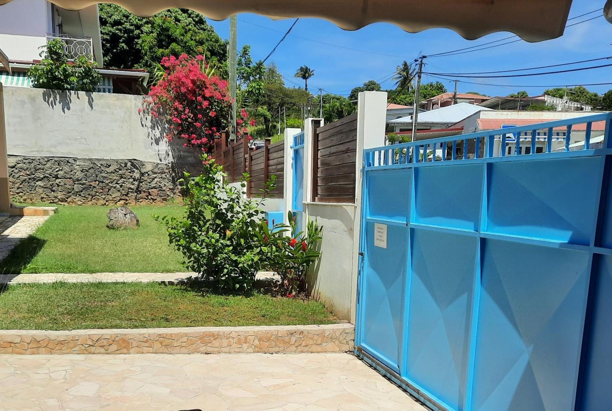 Studio Avec Piscine Privee, Idealement Situe Saint-Claude Kültér fotó